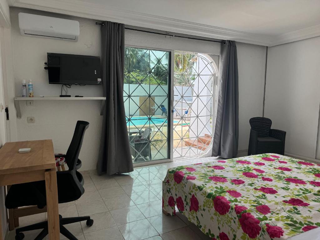 Maison Mimosa