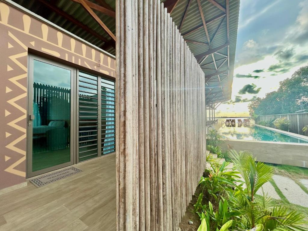 Pergola House
