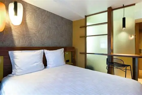 Hotel Mont Nimba Man