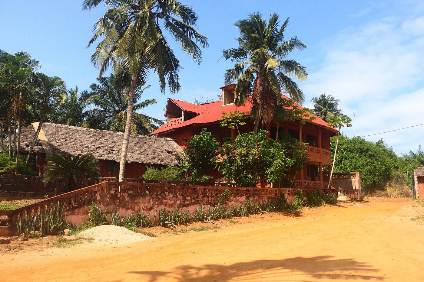 Lodge Sassandra