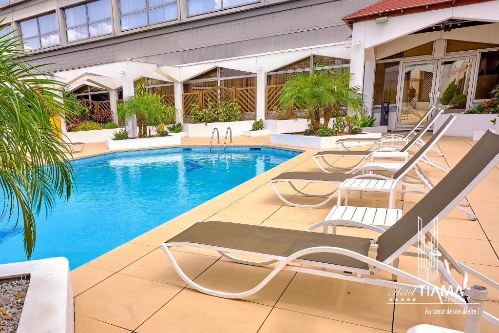 Hotel Tiama Express
